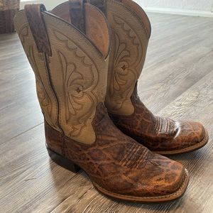 Ariat Pull on Boots